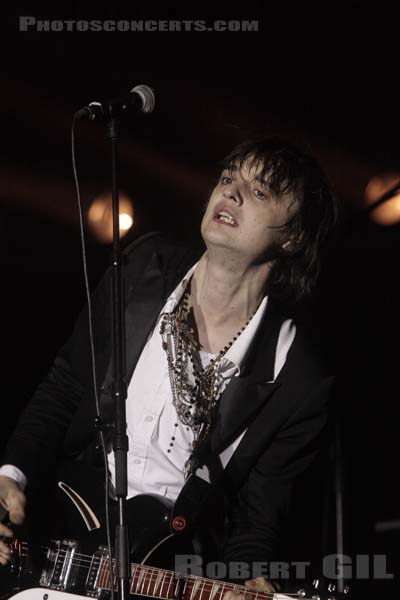 BABYSHAMBLES - 2008-09-13 - LA COURNEUVE - Parc Departemental - Grande Scene - Peter Doherty